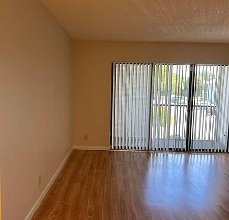 3rd image of 3726 Savoy Ln APT A2