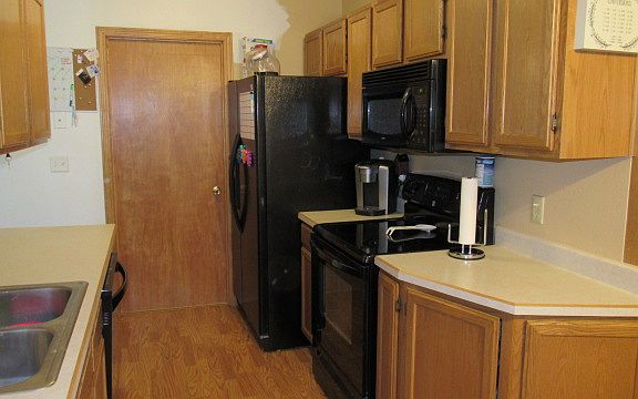 5th image of 2703 Melencamp Ave