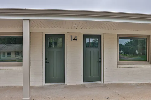 551 Elm St #14 Photo 1