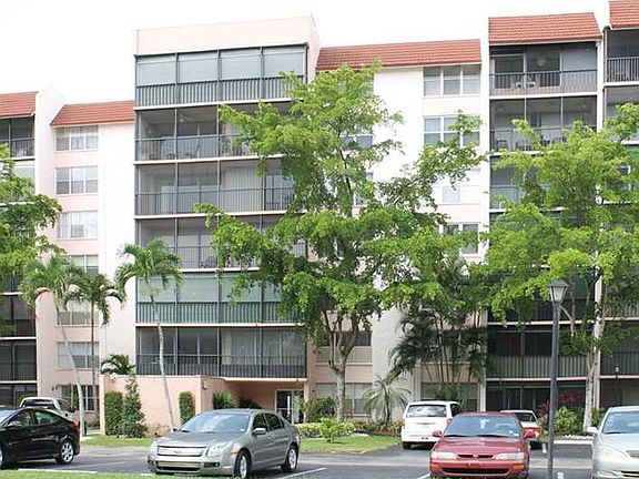3rd image of 3771 Environ Blvd APT 552