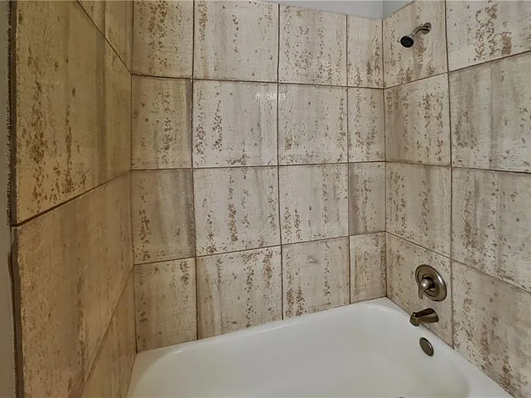 603 Brolley Ct — Photo 19