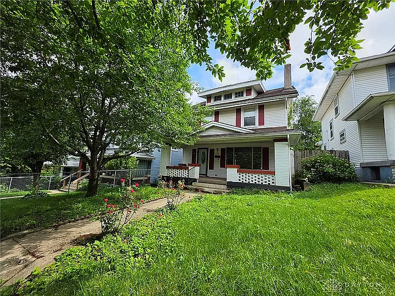 1150 Beaumont Ave — Photo 22