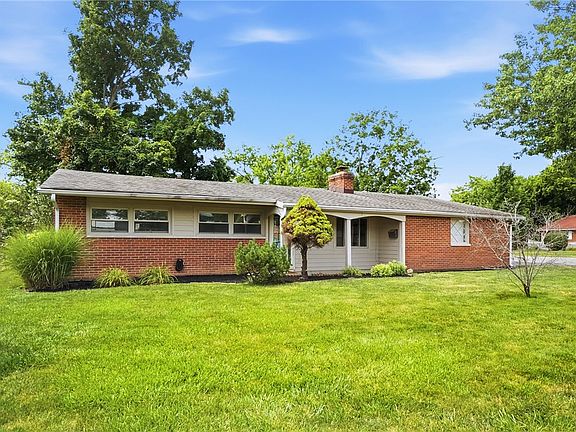 2nd image of 118 Jeanette Ave