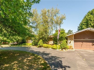 6288 Boston Ridge Rd, Orchard Park, NY, 14127