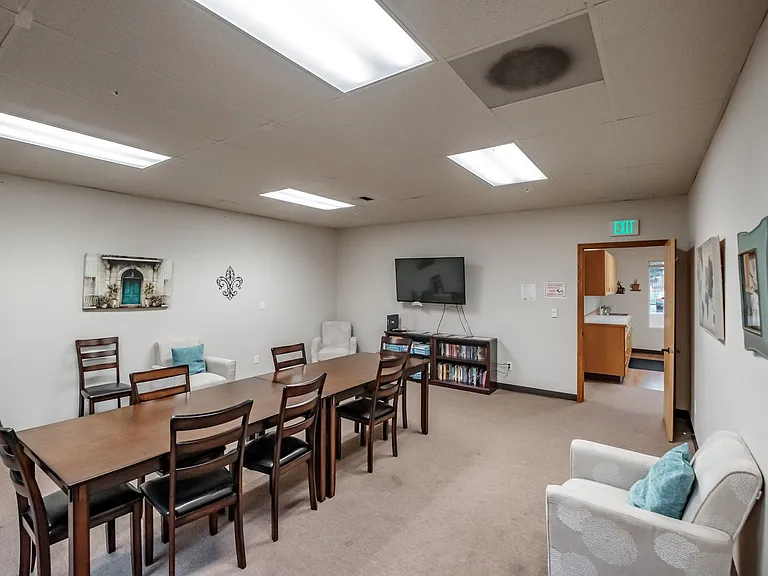 Lafayette Place Apartments — Photo 66