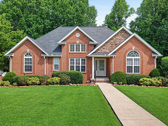 2nd image of 1422 Grassland Dr