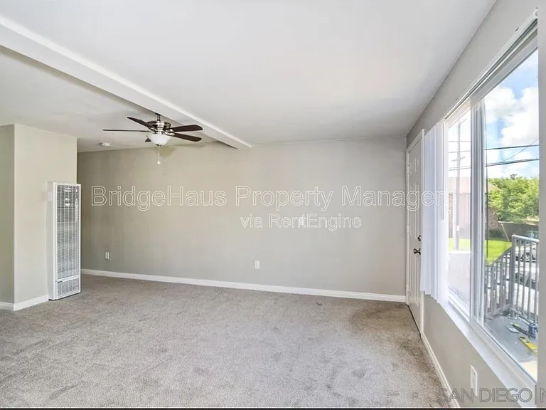 378 Moss St #14 — Photo 8