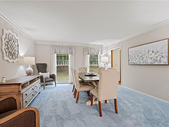 5th image of 7447 Black Oak Cir