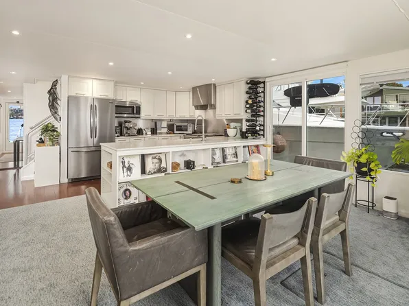 10 E Roanoke St Unit Slip 32, Seattle, WA 98102