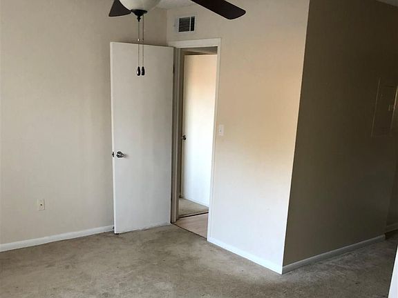 2nd image of 1200 Shoreline Dr APT 317