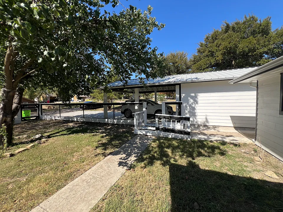 4095 County Road 893