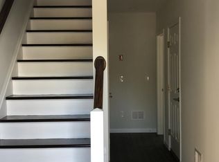 38 Triangle St, Danbury, CT 06810