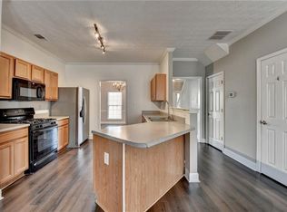 657 Kenridge Dr, Suwanee, GA 30024