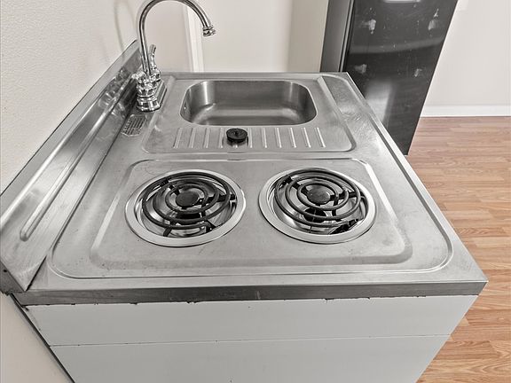 4th image of 205 E Main St #12