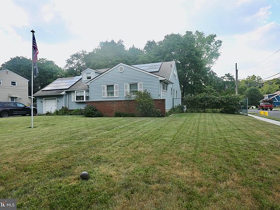 4th image of 7433 Zimmerman Ave