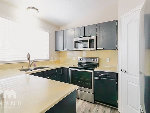 3rd image of 4938 W Shooting Star Ave S