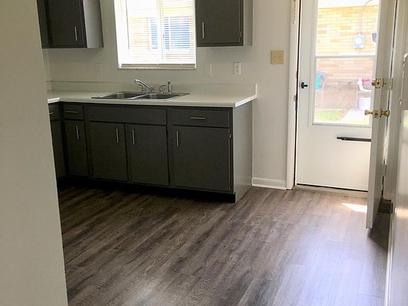 2nd image of 108 Gloria Ave