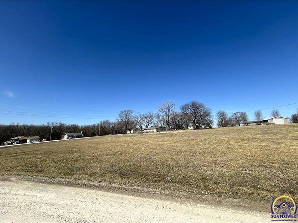 2511 S Shore Dr, Vassar, KS 66543