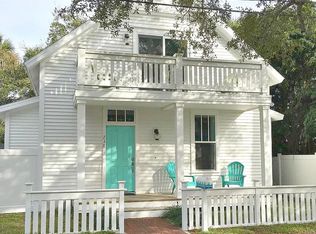 218 Esther St, New Smyrna Beach, FL 32169