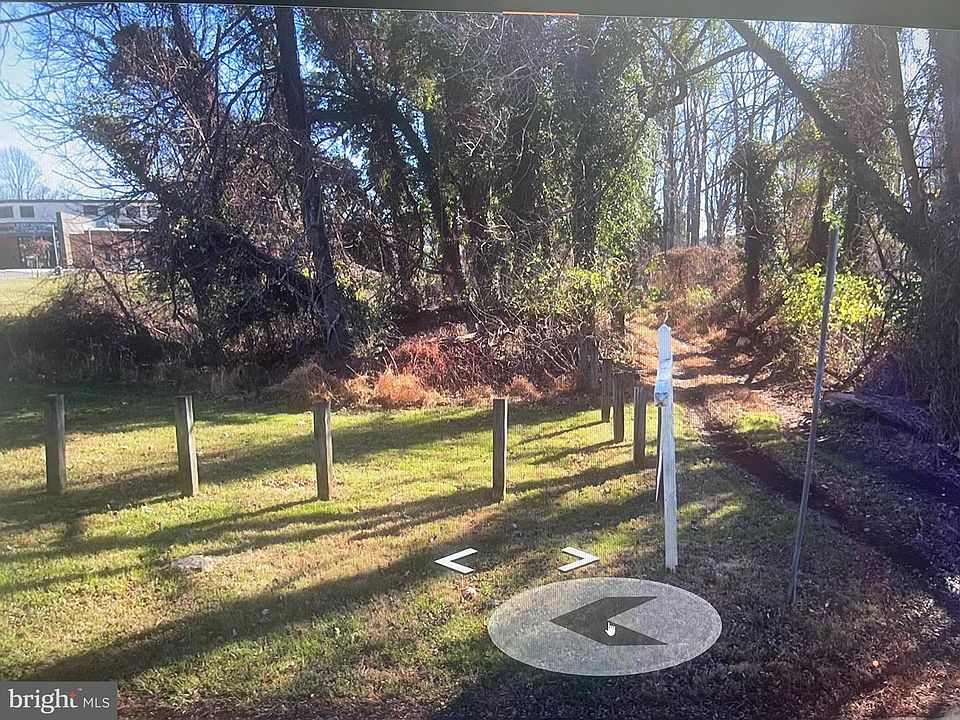 1st image of 18515 Brooke Rd