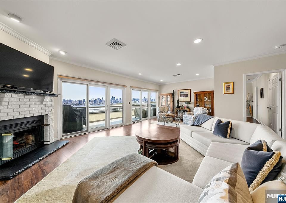 1st image of 300 Gorge Rd APT 57