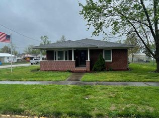 1402 N 13th St, Vincennes, IN 47591