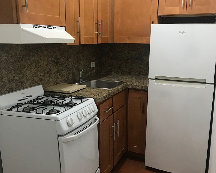 1st image of 313 E 60th St #1A