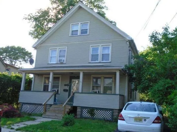 36 Pulaski St, Bloomfield, NJ 07003