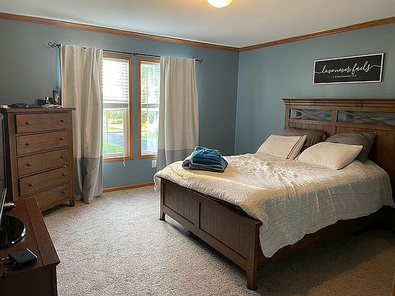 4th image of 58 Garys Ln