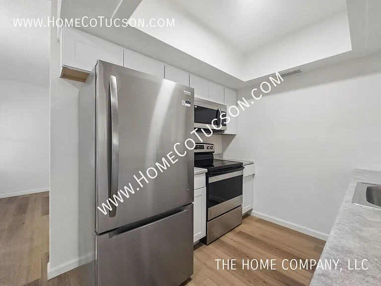 5123 Paseo Las Palmas — Photo 8