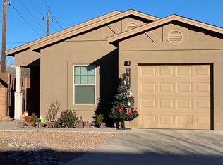 5229 Via Del Cielo, Santa Fe, NM 87507