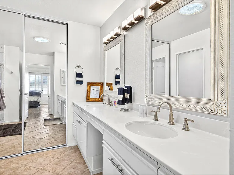 55090 Shoal Crk — Photo 10