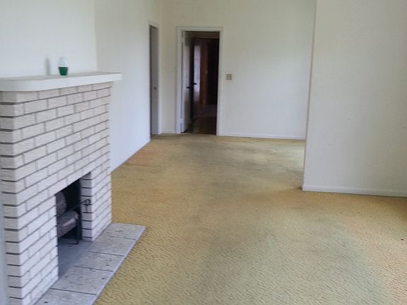 5th image of 646 Avenue D