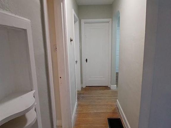 3rd image of 1815 S New Florissant Rd