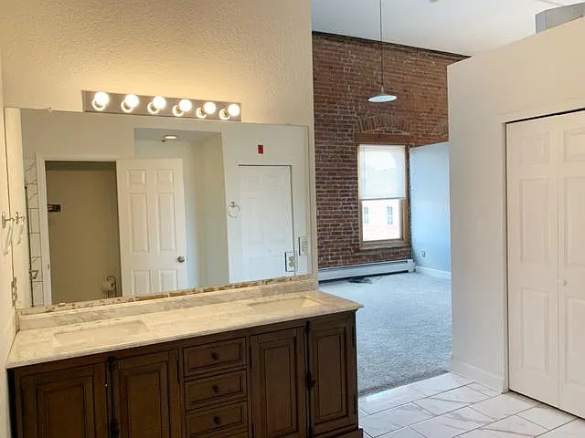 2560 Blake St #405 — Photo 6