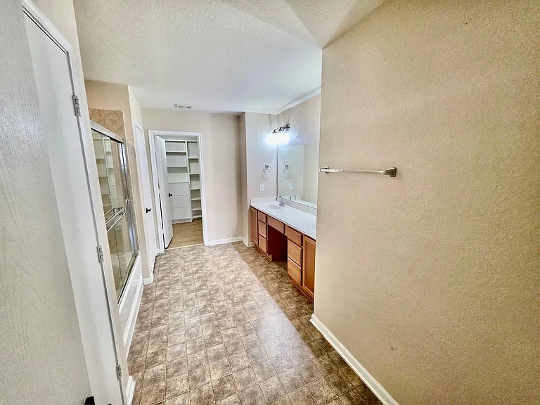 3145 Morgan Meadow Ln — Photo 12