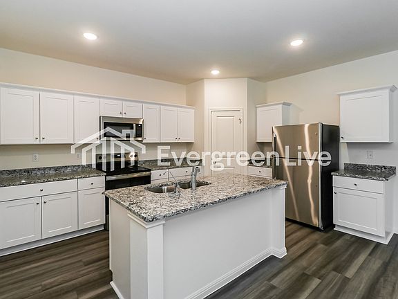5th image of 16113 Viburnum Dr
