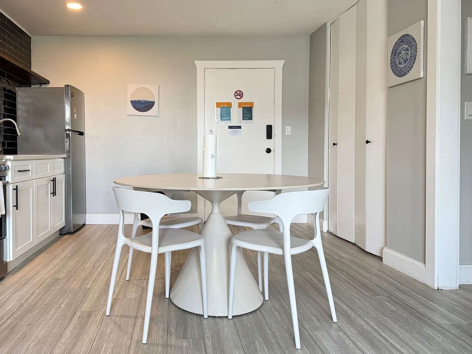1 bed, 1.0 bath, 699 sqft, $2,561 — Photo 4