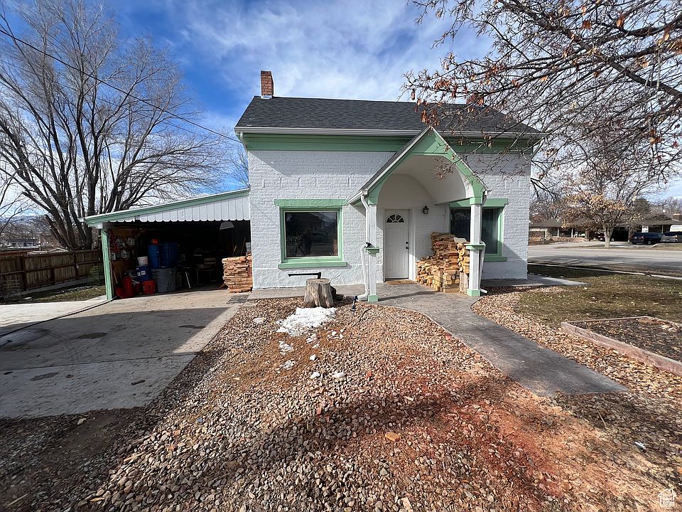 98 E Main St, Moroni, UT 84646 MLS 1982272 Zillow