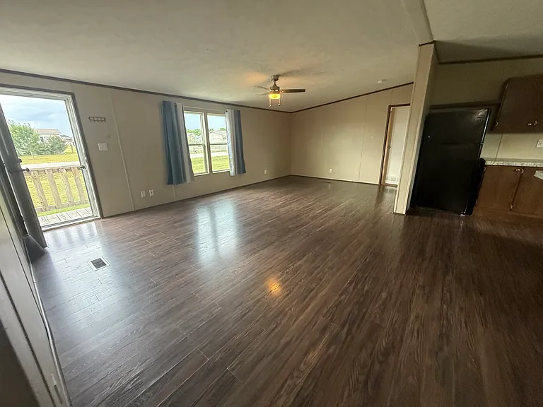 6704 Andrew Ct — Photo 5