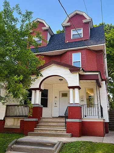 853-855 S 12th St #1 Photo 1 853-855 S 12th St #1 Photo 1