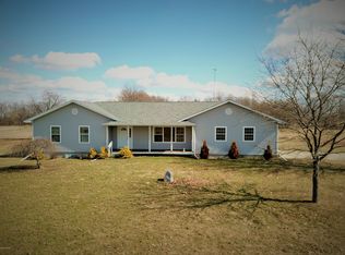 879 S Ionia Rd, Vermontville, MI 49096
