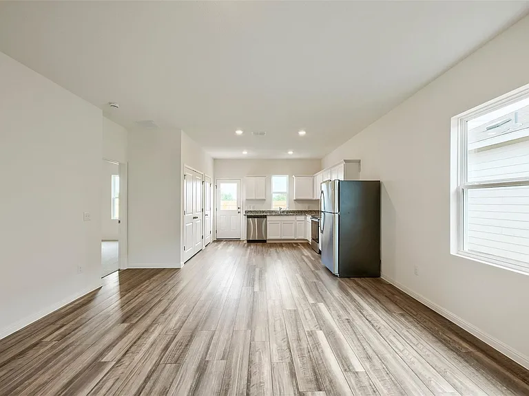 5345 Calluna Dr — Photo 16