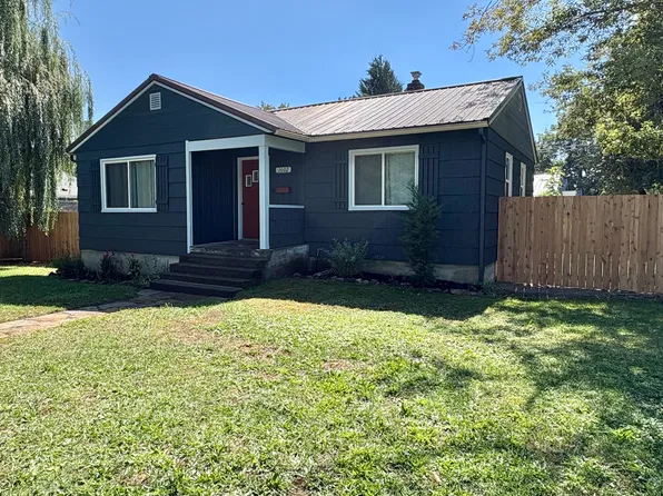 1002 E Montana Ave, Coeur D Alene, ID 83814