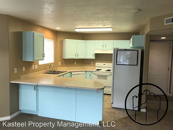 2nd image of 2124 N Morning Star Dr #7
