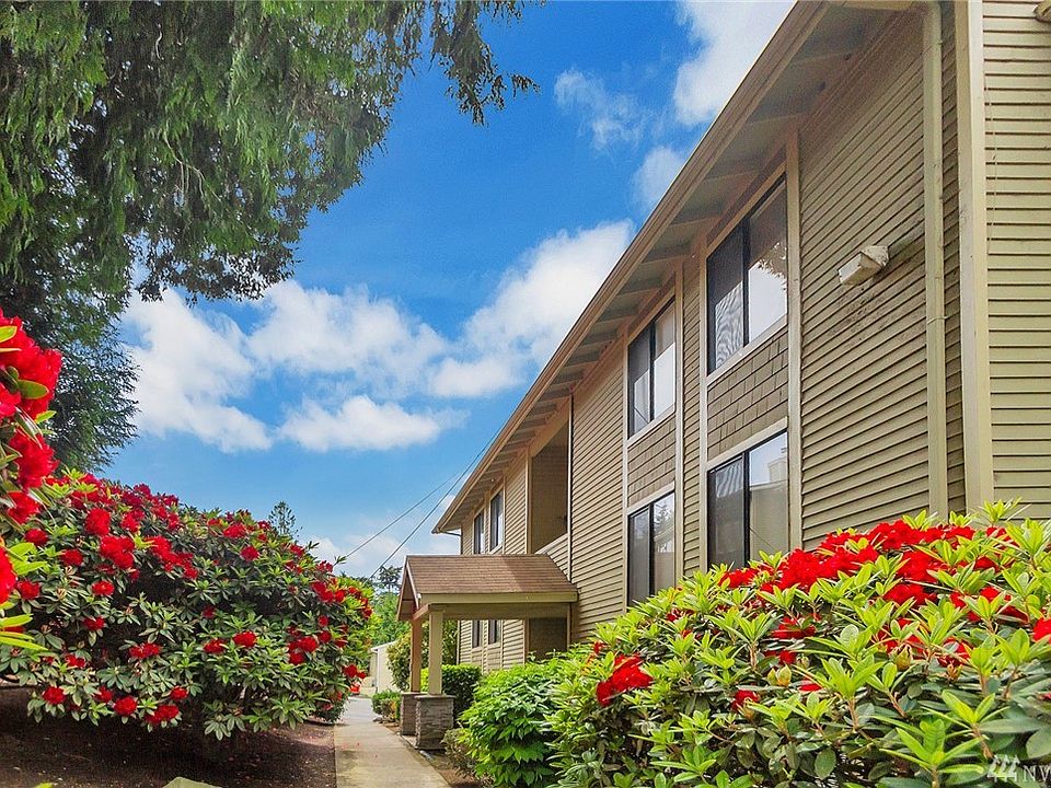 1st image of 11807 100th Ave NE APT B302