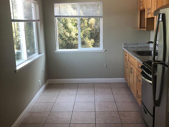 3rd image of 503 Samson St