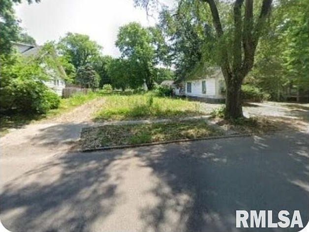 2nd image of 1132 N 3rd St