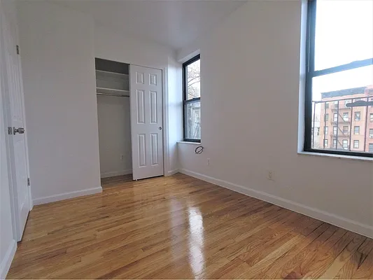 Rented by Green Home NY Realty LLC | media 21