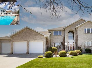 125 Rivers Edge Dr, Grand Forks, ND 58201